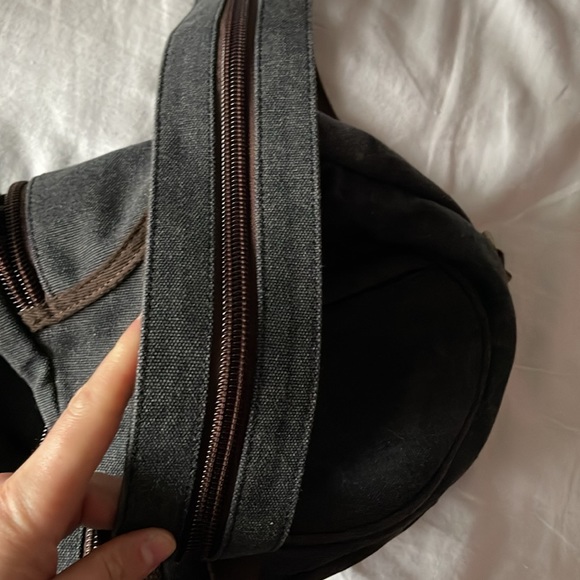 Zipper shoulder bag - Picture 4 of 5